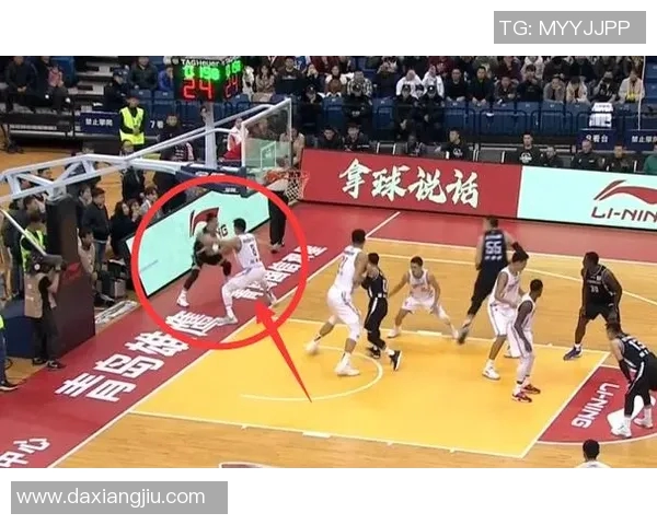 CBA福建对青岛比赛裁判报告分析与争议判罚回顾